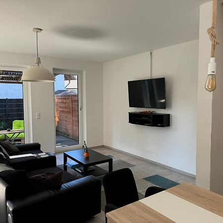 Apartamento Neubau, Moderne Haushaelfte In Hamburgo Exterior foto