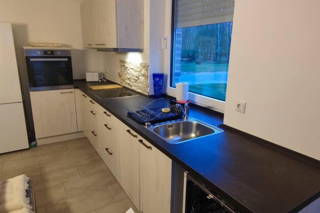 Apartamento Neubau, Moderne Haushaelfte In Hamburgo Exterior foto
