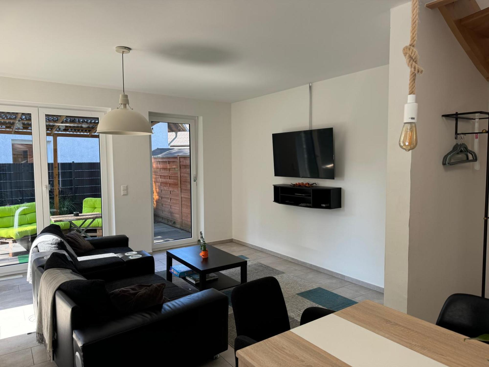 Apartamento Neubau, Moderne Haushaelfte In Hamburgo Exterior foto